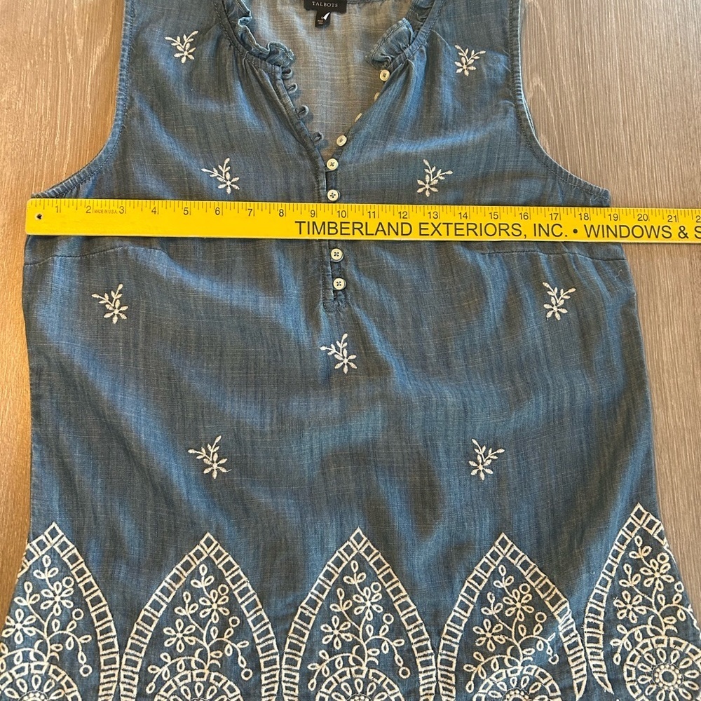 TALBOTS Ruffle Trim Embroidered Denim Shell Blue Tencel Lyocell Womens Sz Small. - Picture 9 of 10
